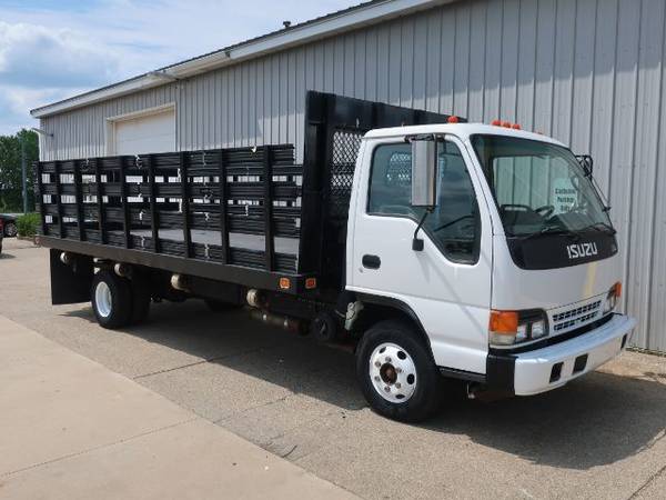 2005 Isuzu NPR 18FT Stake Truck 1-Owner 77,000 Miles Clean for sale in Caledonia, IN – photo 21