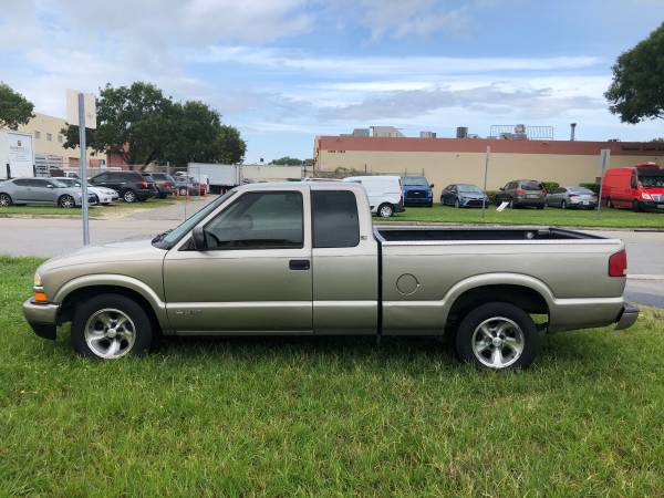 2001 Chevrolet S-10 Excellent Condition - - by dealer for sale in Miami, FL – photo 5
