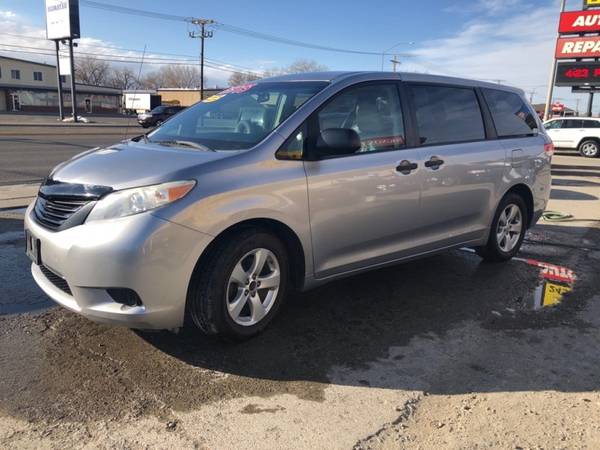 2011 TOYOTA SIENNA - - by dealer - vehicle automotive for sale in Billings, MT – photo 4