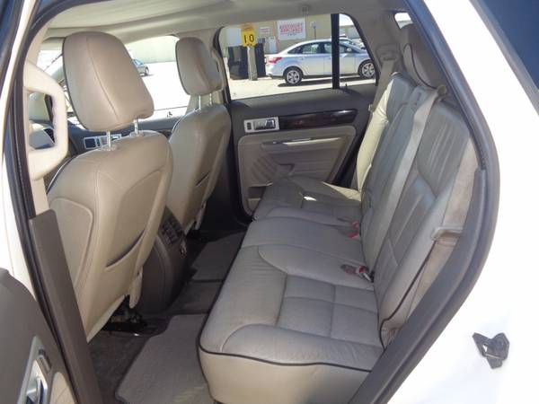 2008 Lincoln MKX AWD 4dr Leather Sunroof - - by dealer for sale in Marion, IA – photo 9