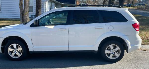 2009 Dodge Journey - cars & trucks - by owner - vehicle automotive... for sale in Kansas City, MO – photo 8