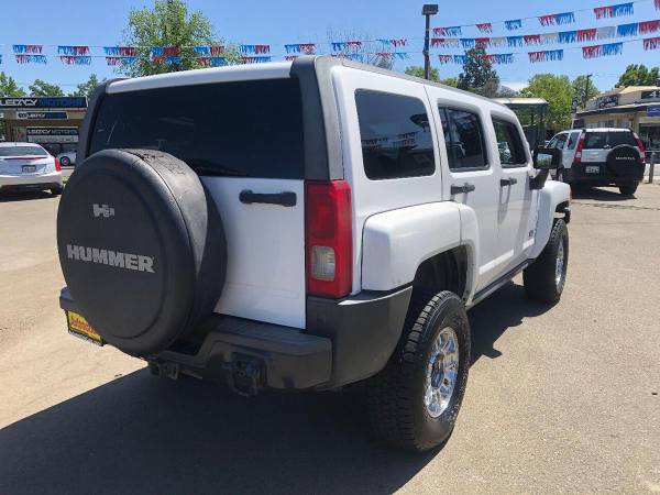 2008 HUMMER H3 Base 4x4 4dr SUV Free Carfax on Every Car - cars for sale in Roseville, CA – photo 3