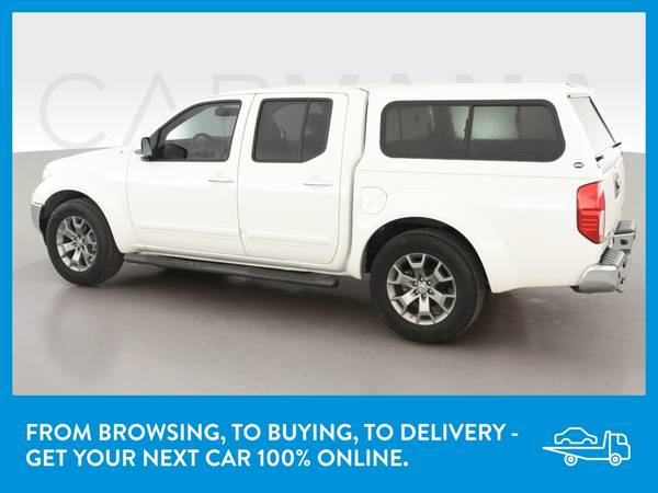 2019 Nissan Frontier Crew Cab SL Pickup 4D 5 ft pickup White for sale in LAWTON, OK – photo 5