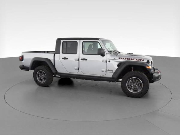 2020 Jeep Gladiator Rubicon Pickup 4D 5 ft pickup Silver - FINANCE -... for sale in NEW YORK, NY – photo 14