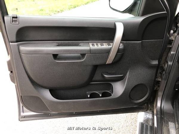 2011 Chevrolet SILVERADO 1500 LT - - by dealer for sale in Saint Augusta, MN – photo 11