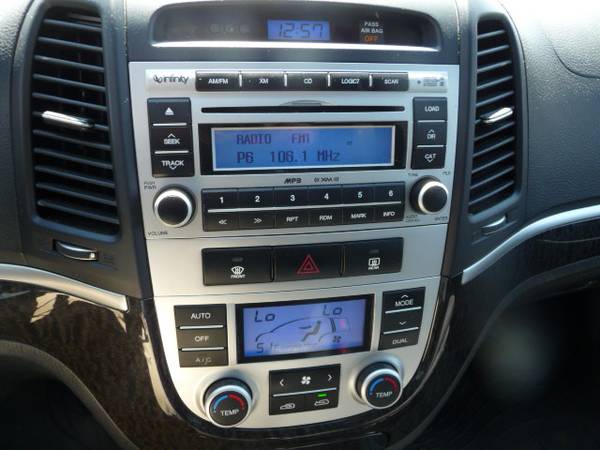 2008 Hyundai Santa Fe - - by dealer - vehicle for sale in milwaukee, WI – photo 19