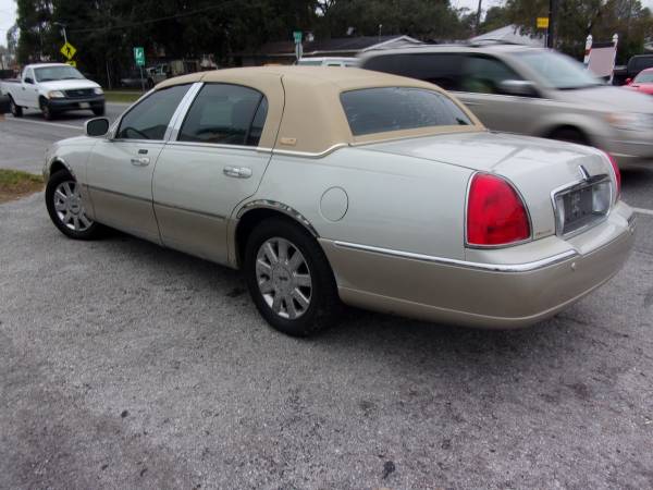 2005 LINCOLN TOWN CAR SIGNATURE LIMITED 100K LOW MILES - cars & for sale in Holiday, FL – photo 5