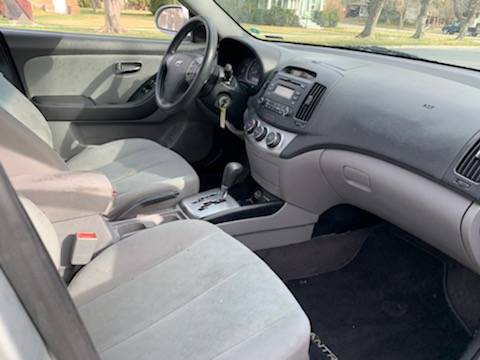 2010 Hyundai Elantra - - by dealer - vehicle for sale in American falls, ID – photo 9