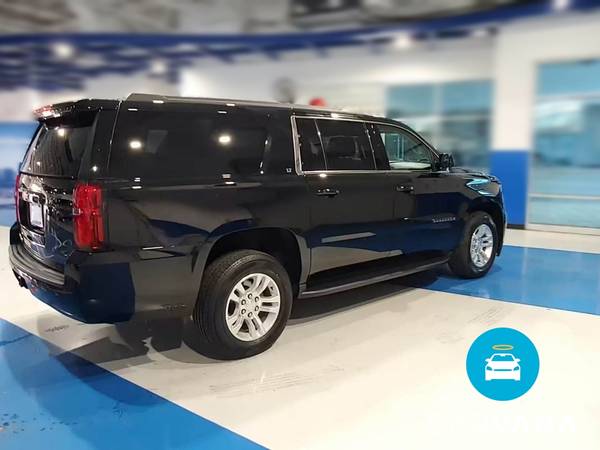 2020 Chevy Chevrolet Suburban LT Sport Utility 4D suv Black -... for sale in Fort Worth, TX – photo 11