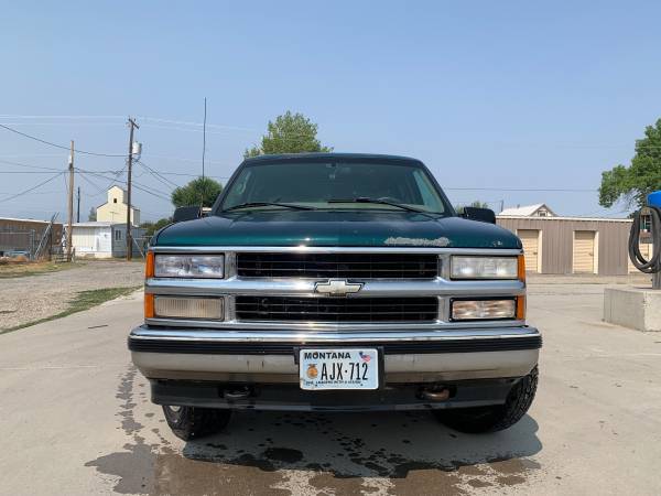 98 Chevy Suburban - cars & trucks - by owner - vehicle automotive sale for sale in Big Timber, MT – photo 2