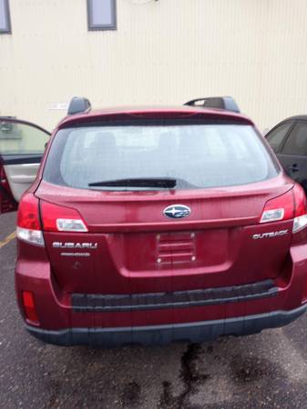 2011 Subaru Outback 2011 for sale in Saint Paul, MN – photo 5