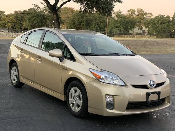 2010 Toyota Prius - Clean Title- Low Mileage - 1 owner - 107k miles... for sale in Austin, TX – photo 2
