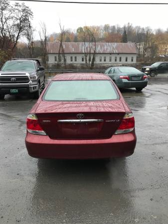 2005 Toyota Camry LE - cars & trucks - by dealer - vehicle... for sale in Montpelier, VT – photo 4