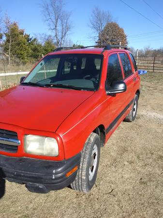 2002 Chevy Tracker - cars & trucks - by owner - vehicle automotive... for sale in Seligman, AR – photo 2