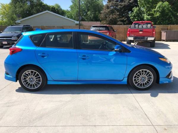 2017 TOYOTA COROLLA IM HATCHBACK*27K MILES*BACKUP CAM*GREAT MPG*CLEAN! for sale in Glidden, IA – photo 4