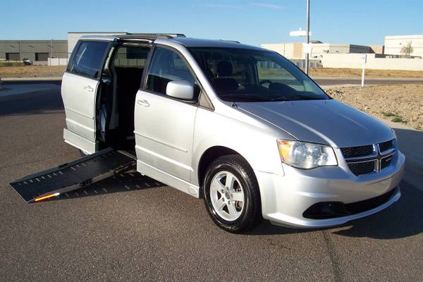 2012 Dodge Grand Caravan SXT Wheelchair Handicap Mobility Van Best Buy for sale in Phoenix, AZ