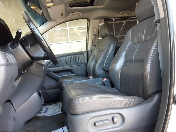 2006 HONDA ODYSSEY - cars & trucks - by dealer - vehicle automotive... for sale in milwaukee, WI – photo 9