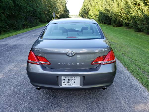 *** 2007 Toyota Avalon Limited *** HEATED AND COOLED SEATS !!! for sale in Deerfield, WI – photo 6