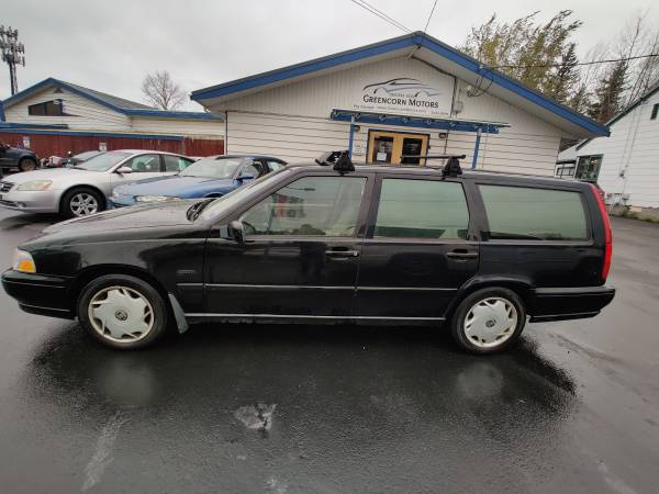 1998 Volvo V70 Wagon! Yakima racks, auto! runs good 170k miles -... for sale in Bellingham, WA – photo 4