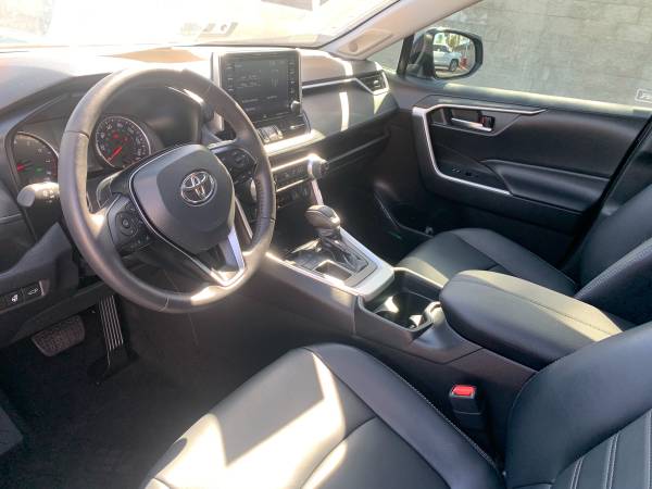 2020 Toyota RAV4 XLE Premium! FULLY LOADED RAV4! for sale in Las Vegas, NV – photo 8