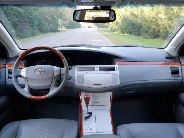 *** 2007 Toyota Avalon Limited *** HEATED AND COOLED SEATS !!! for sale in Deerfield, WI – photo 11