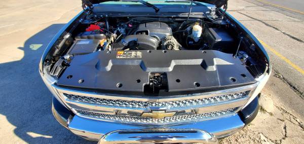 Only 100k miles! Chevrolet Silverado 1500 LS 4X4 1-Owner Clean Title for sale in Burleson, TX – photo 11