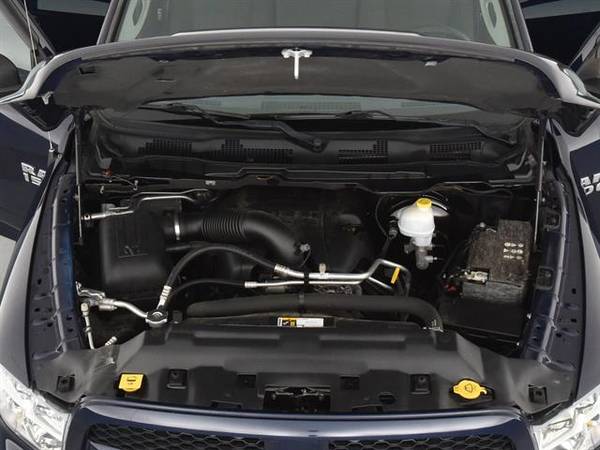 2015 Ram 1500 Quad Cab Express Pickup 4D 6 1/3 ft pickup Black - for sale in Round Rock, TX – photo 4