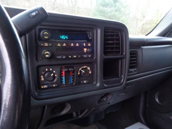 2007 GMC Sierra 2500HD Crew Cab Short Bed, 1 Owner, No Rust for sale in Waynesboro, PA – photo 15