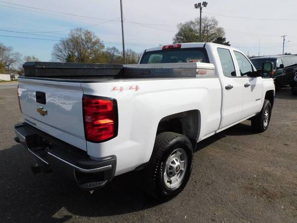 Chevrolet Silverado 2500HD 4wd Crew Cab Work Truck Pickup Truck... for sale in Knoxville, TN – photo 4