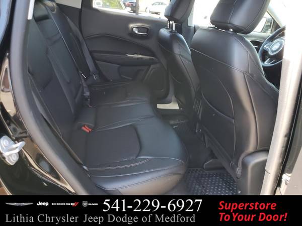 2018 Jeep Compass Latitude FWD - - by dealer - vehicle for sale in Medford, OR – photo 11