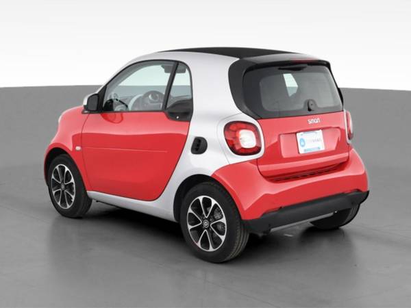 2017 smart fortwo Passion Hatchback Coupe 2D coupe Red - FINANCE -... for sale in La Jolla, CA – photo 7