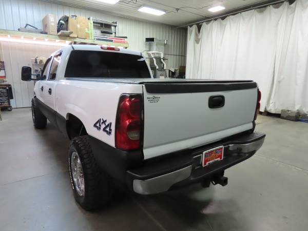 2006 CHEVY SILVERADO 2500HD - cars & trucks - by dealer - vehicle... for sale in Sioux Falls, SD – photo 5