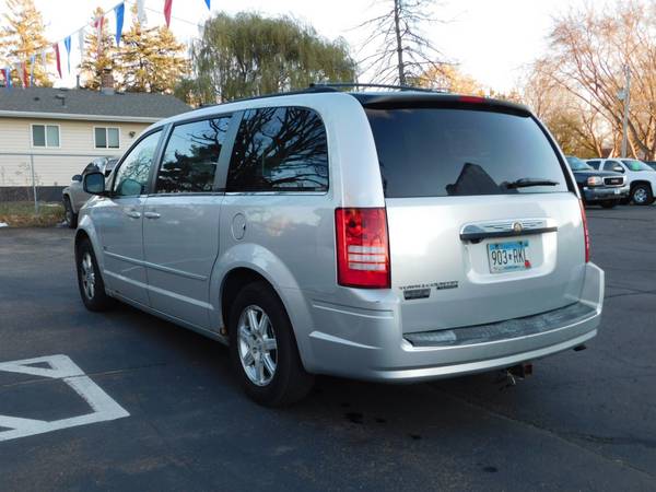 2008 CHRYSLER TOWN & COUNTRY TOURING V6 AUTO LOADED $3995 - cars &... for sale in Rush City, MN – photo 3