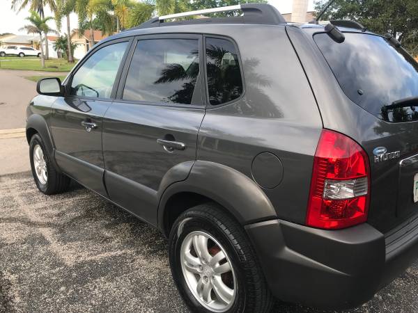 2007 HYUNDAI TUCSON AWD - cars & trucks - by owner - vehicle... for sale in Cape Coral, FL – photo 5
