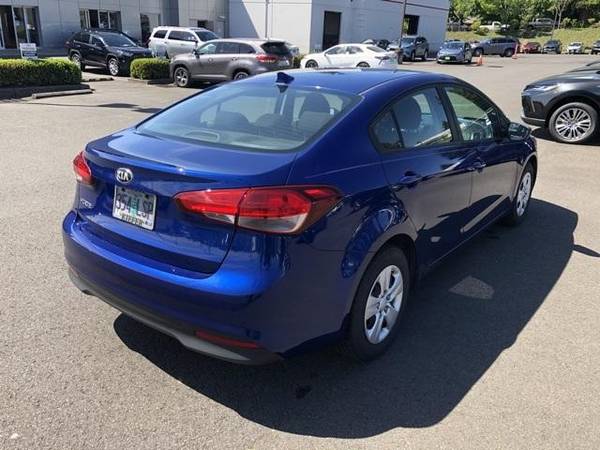 2018 Kia Forte LX CALL/TEXT - - by dealer - vehicle for sale in Gladstone, OR – photo 5
