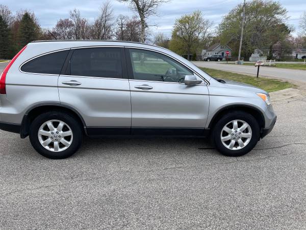Beautiful 2007 Honda CRV AWD - - by dealer - vehicle for sale in Holland , MI – photo 5
