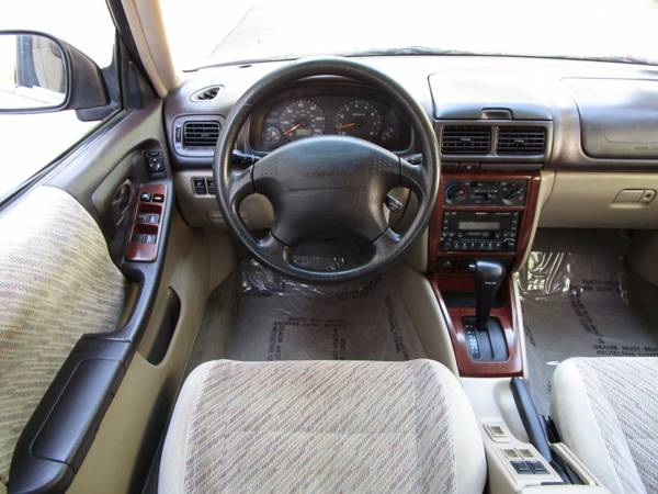 1999 Subaru S AWD - CLEAN INTERIOR - RECENTLY SMOGGED - HEATED SEATS for sale in Sacramento , CA – photo 6