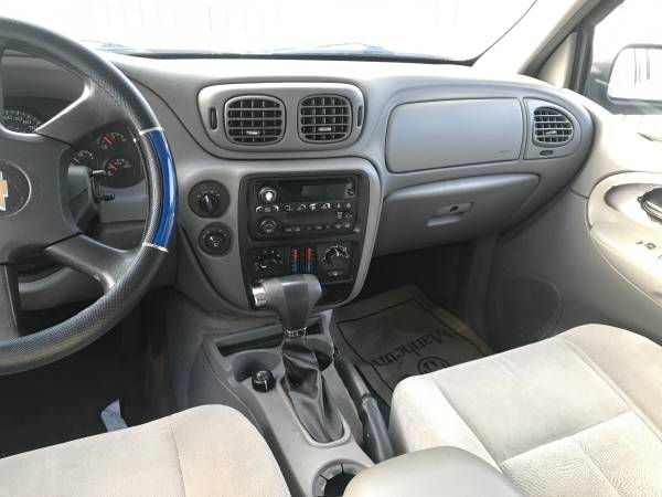 2006 Chevy trailblazer 4 x 4 - cars & trucks - by owner - vehicle... for sale in Gary, IL – photo 11