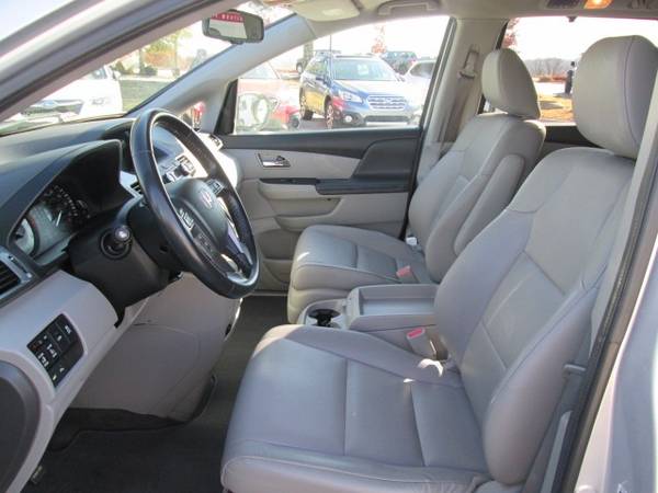 2014 Honda Odyssey Touring van Alabaster Silver Metallic - cars & for sale in Fayetteville, AR – photo 15