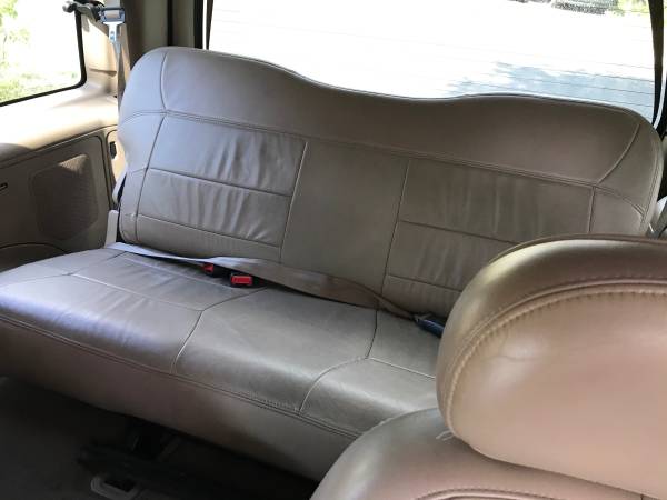 First $1800 takes it! 1998 Lincoln Navigator 4wd 5.4 tow ready for sale in San Antonio, TX – photo 5