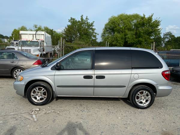Dodge caravan - cars & trucks - by owner - vehicle automotive sale for sale in Temple Hills, District Of Columbia – photo 19