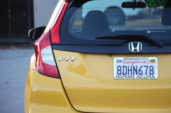 2018 Honda Fit Sport 4D Hatchback 2018 Honda Fit Yellow 1.5L I4 FWD... for sale in Redwood City, CA – photo 6