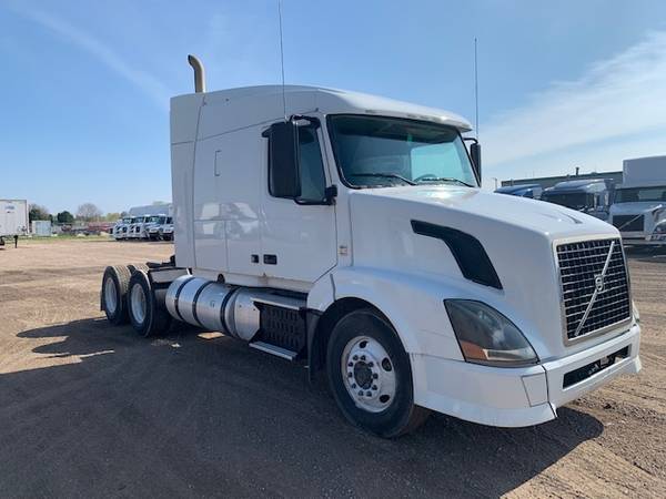 2012 Volvo VNL64T630 Sleeper Tractor #82048 - cars & trucks - by... for sale in Fond Du Lac, WI – photo 2