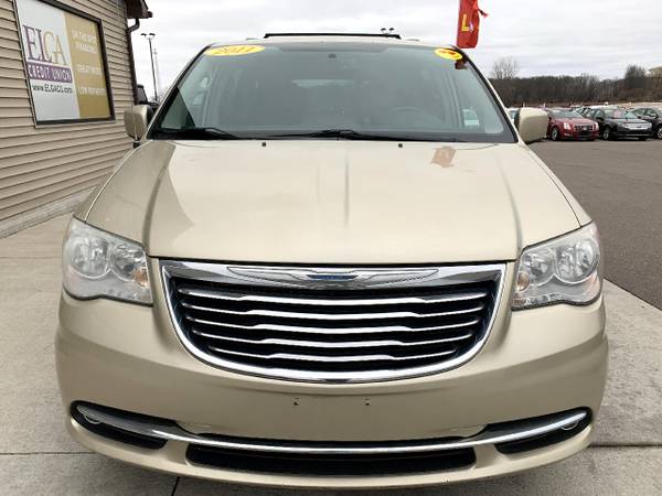 2011 Chrysler Town & Country 4dr Wgn Touring w/Leather - cars &... for sale in Chesaning, MI – photo 20