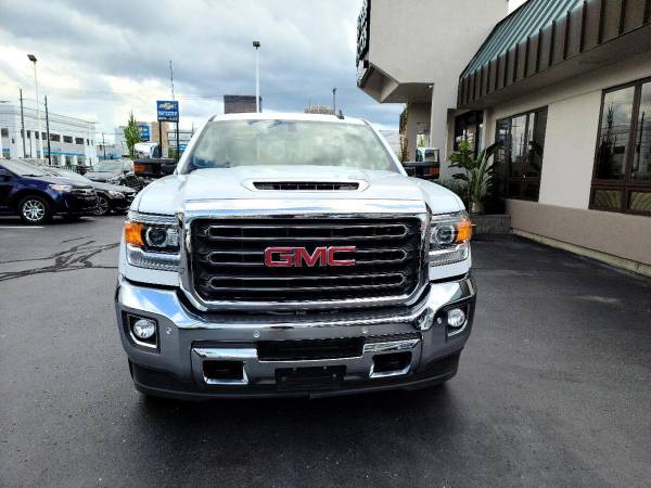 2018 GMC Sierra 2500HD 4WD Crew Cab 153.7 SLT GUARANTEE APPROVAL! -... for sale in Dayton, OH – photo 2