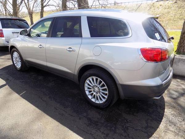 2008 Buick Enclave FWD 4dr CXL - - by dealer - vehicle for sale in Norton, OH – photo 5