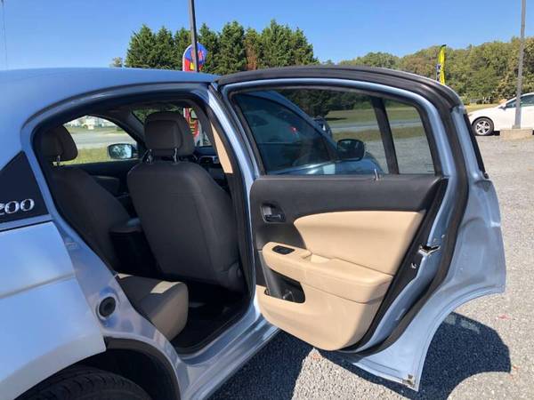 *2012 Chrysler 200- I4* Clean Carfax, Heated Leather, Sunroof, Books... for sale in Dover, DE 19901, MD – photo 17