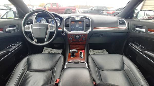 LEATHER 2012 Chrysler 300 4dr Sdn V6 Limited RWD for sale in Chesaning, MI – photo 10