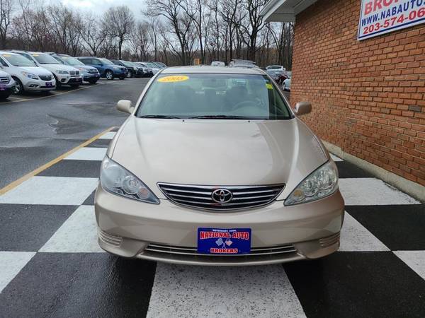 2005 Toyota Camry 4dr Sdn XLE Auto (TOP RATED DEALER AWARD 2018 ! for sale in Waterbury, CT – photo 3