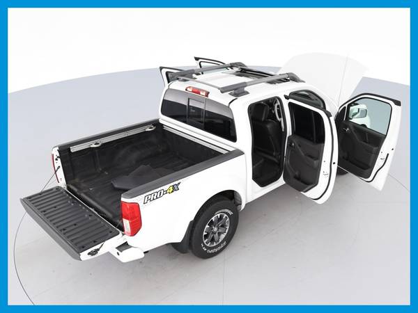 2017 Nissan Frontier Crew Cab PRO-4X Pickup 4D 5 ft pickup White for sale in Sarasota, FL – photo 9
